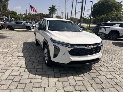 2025 Chevrolet Trax LS