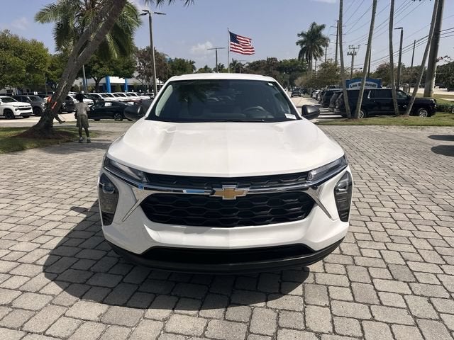 2025 Chevrolet Trax LS