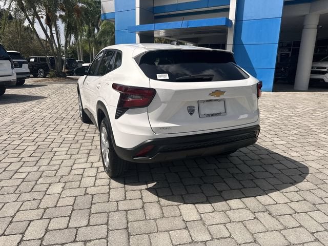 2025 Chevrolet Trax LS