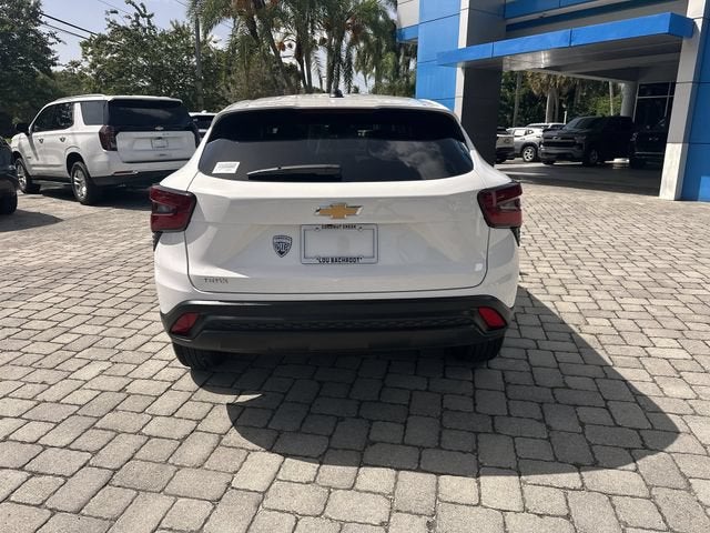 2025 Chevrolet Trax LS