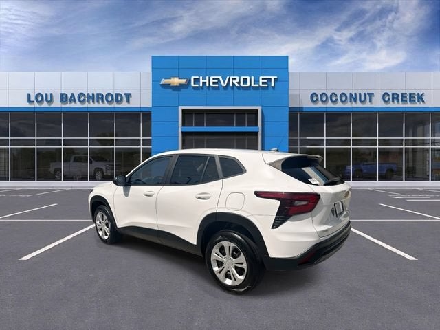 2025 Chevrolet Trax LS