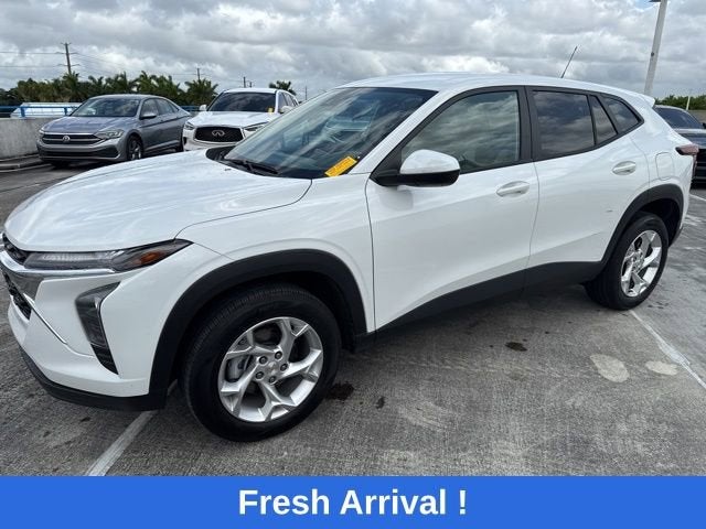2025 Chevrolet Trax LS