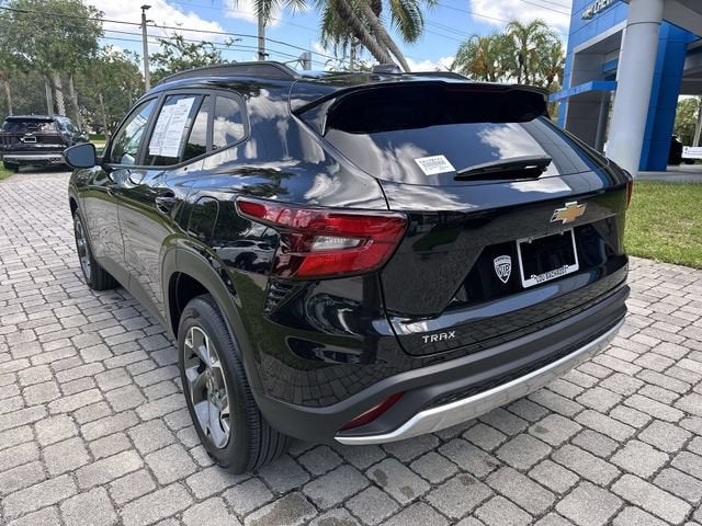 2024 Chevrolet Trax LT