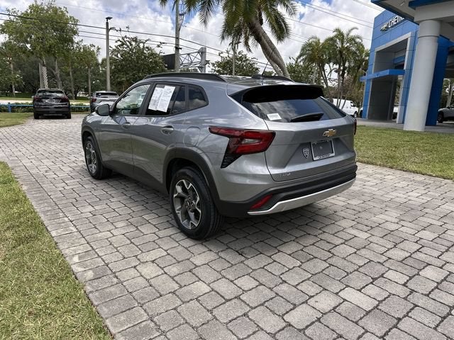 2024 Chevrolet Trax LT