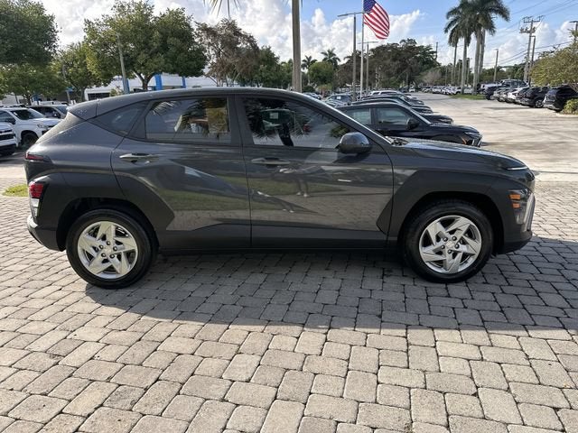 2024 Hyundai Kona SE