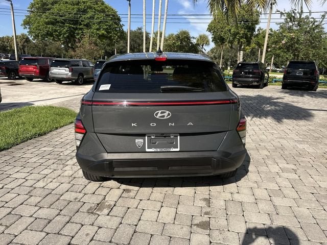 2024 Hyundai Kona SE