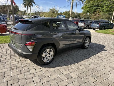 2024 Hyundai Kona SE