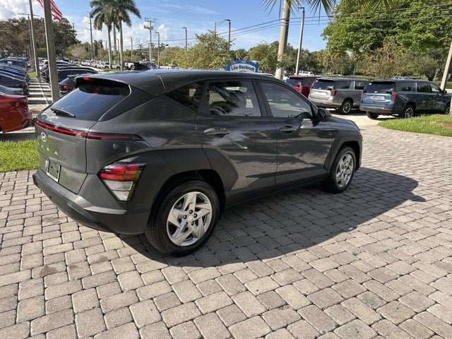 2024 Hyundai Kona SE