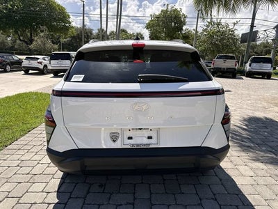 2025 Hyundai Kona SEL