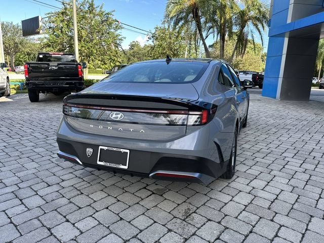 2025 Hyundai Sonata SE