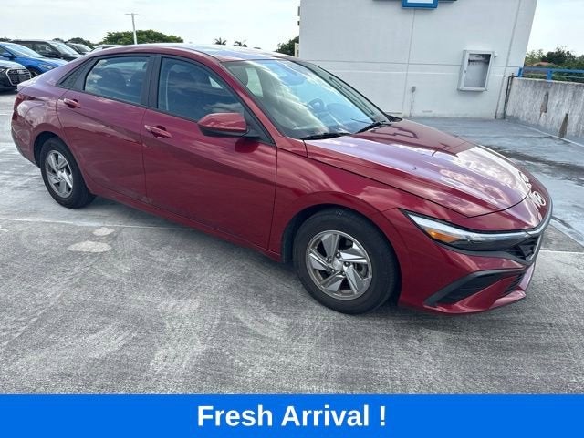 2024 Hyundai Elantra SE