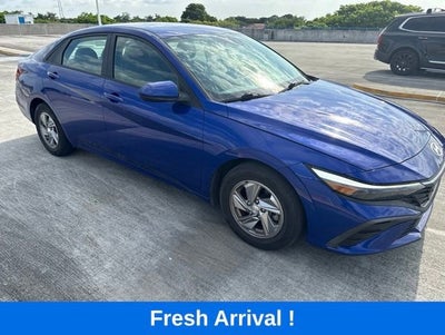 2024 Hyundai Elantra SE