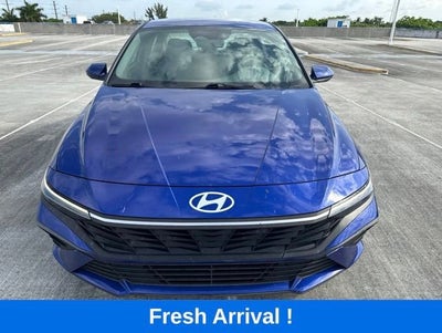 2024 Hyundai Elantra SE