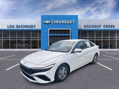 2024 Hyundai Elantra SE