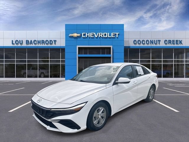 2024 Hyundai Elantra SE