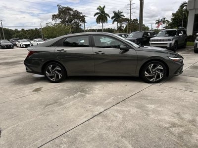 2024 Hyundai Elantra Limited