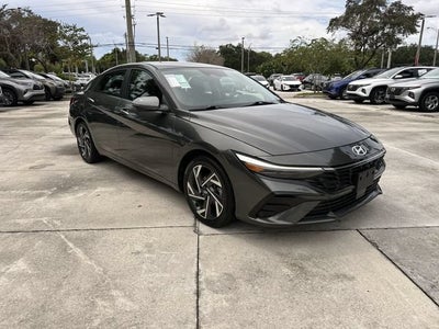 2024 Hyundai Elantra Limited