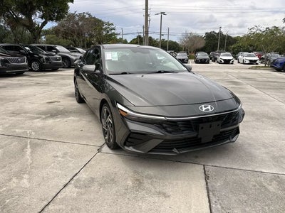 2024 Hyundai Elantra Limited