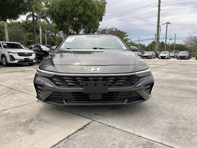 2024 Hyundai Elantra Limited
