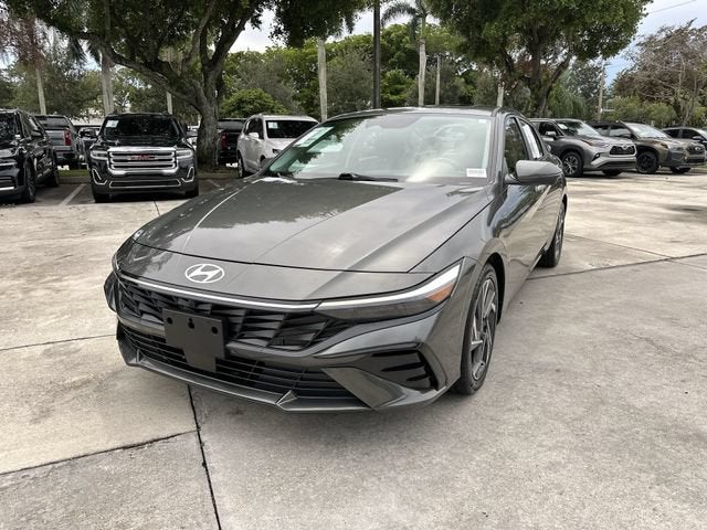 2024 Hyundai Elantra Limited