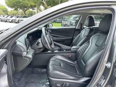 2024 Hyundai Elantra Limited