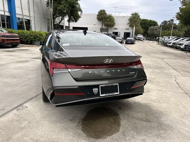 2024 Hyundai Elantra Limited