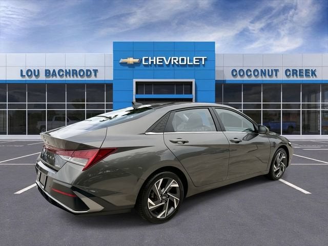 2024 Hyundai Elantra Limited