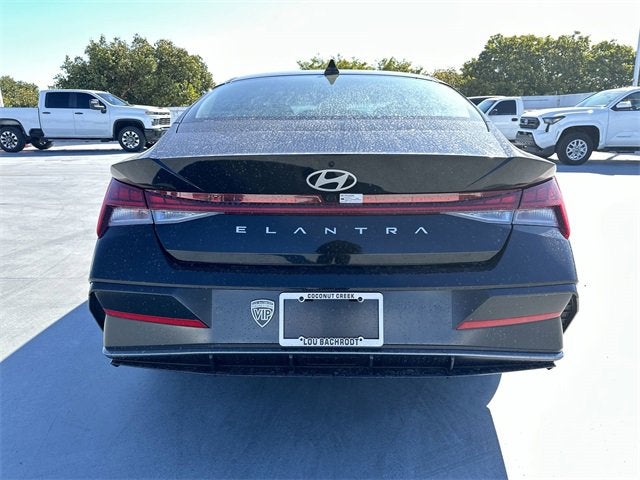 2025 Hyundai Elantra SEL Convenience