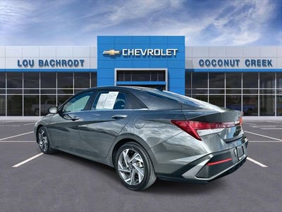 2025 Hyundai Elantra SEL Convenience