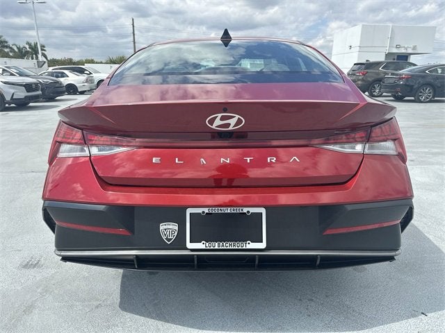 2025 Hyundai Elantra SEL Convenience