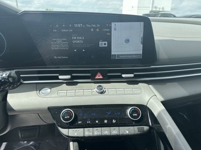 2025 Hyundai Elantra SEL Convenience