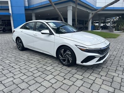 2025 Hyundai Elantra SEL Convenience