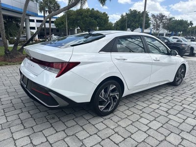 2025 Hyundai Elantra SEL Convenience