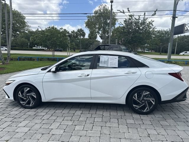 2025 Hyundai Elantra SEL Convenience