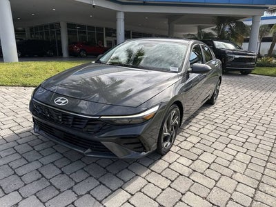 2025 Hyundai Elantra SEL Convenience