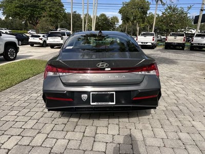 2025 Hyundai Elantra SEL Convenience