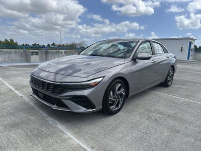 2025 Hyundai Elantra SEL Convenience