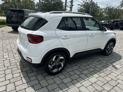 2025 Hyundai Venue SEL