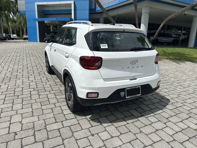 2025 Hyundai Venue SEL