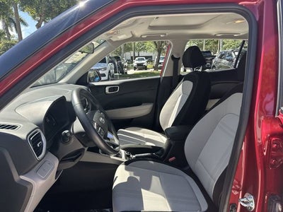 2025 Hyundai Venue SEL