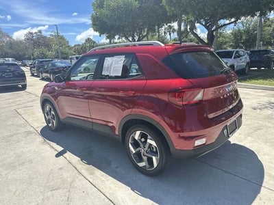 2025 Hyundai Venue SEL