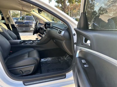 2023 Genesis G70 2.0T