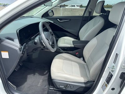 2023 Kia Niro EX Touring