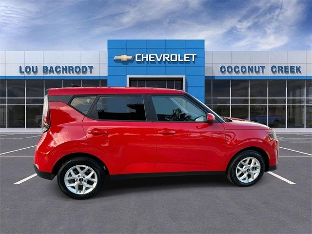 2024 Kia Soul LX