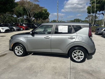 2024 Kia Soul LX