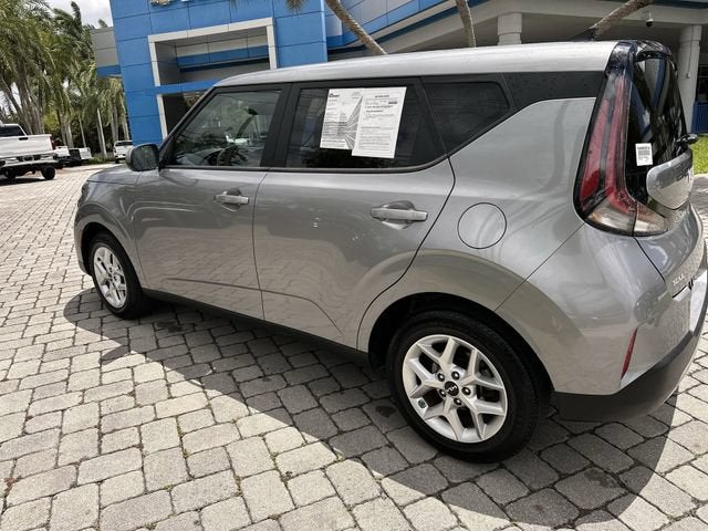 2024 Kia Soul LX