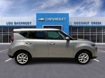 2024 Kia Soul LX