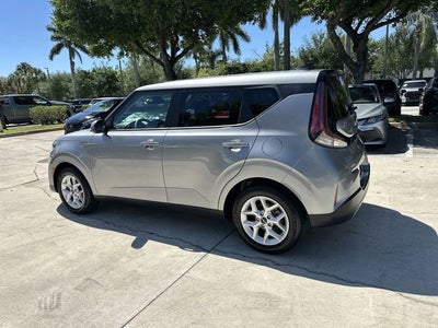2024 Kia Soul LX