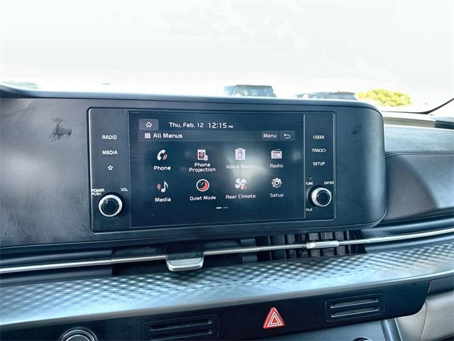 2024 Kia Carnival LX