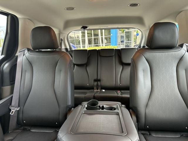 2025 Kia Carnival LXS